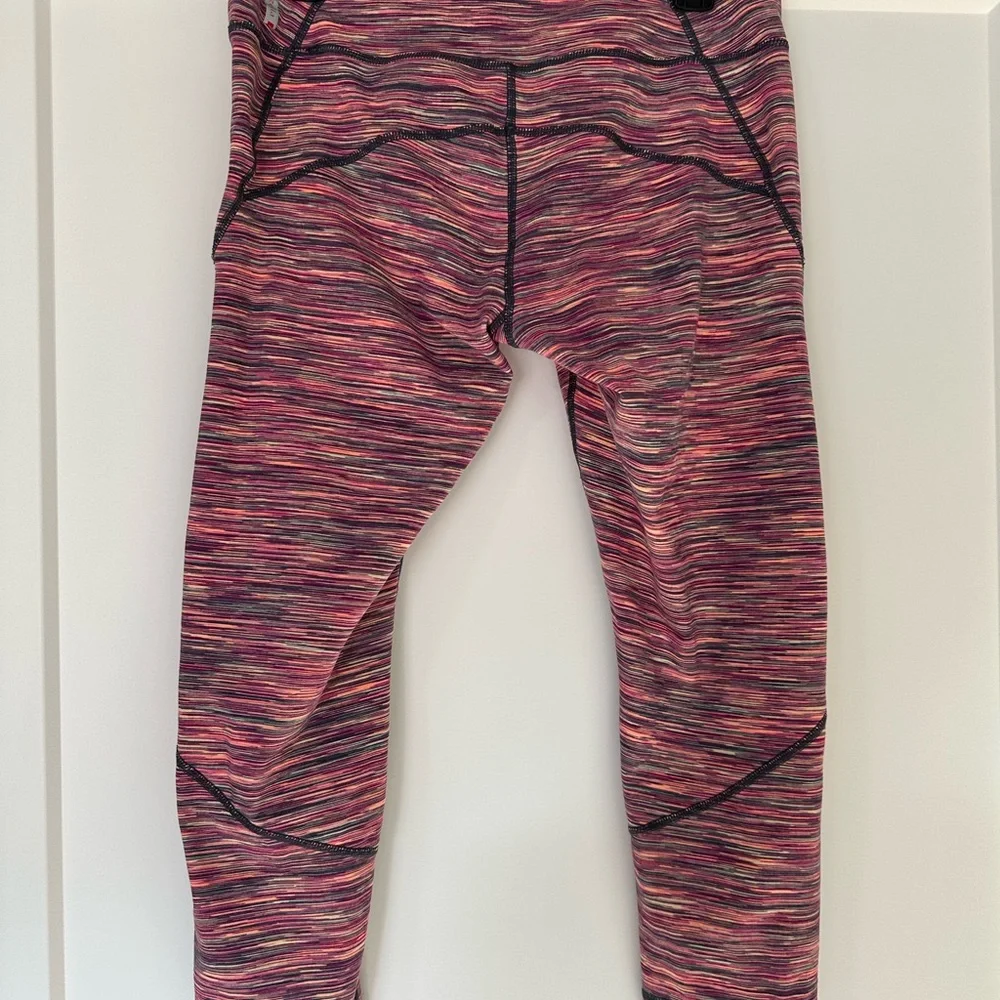 Zella Multicolor Capri Leggings - Picture 2 of 3